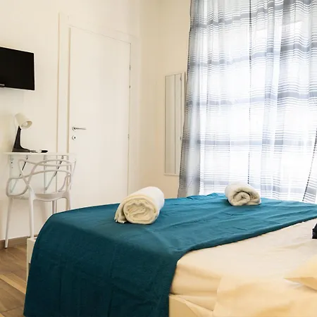 Bed & Breakfast La Bella Partenope Neapel